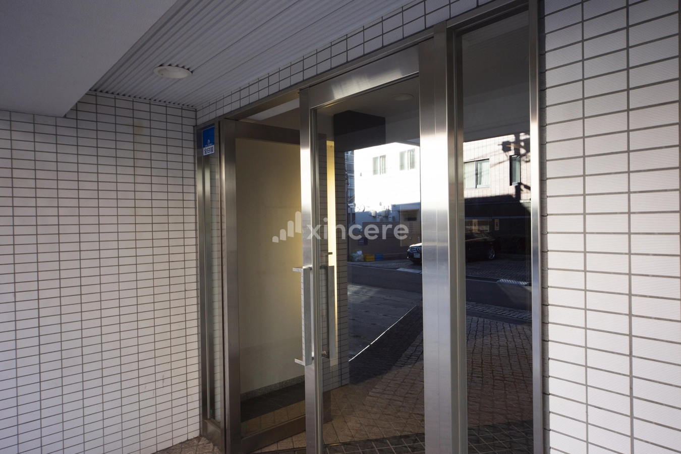 レジデンス白金コローレの写真