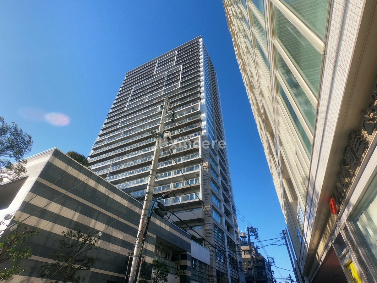 ライオンズ四谷タワーゲートの写真